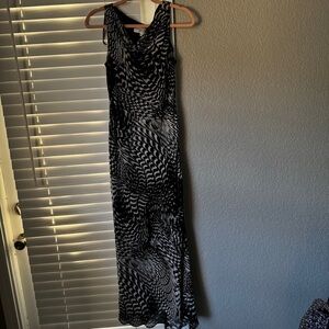SUMMER COLLECTION VINTAGE Elegant Black and White Maxi Dress